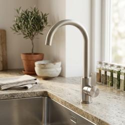 modern-stainless-steel-kitchen-faucet